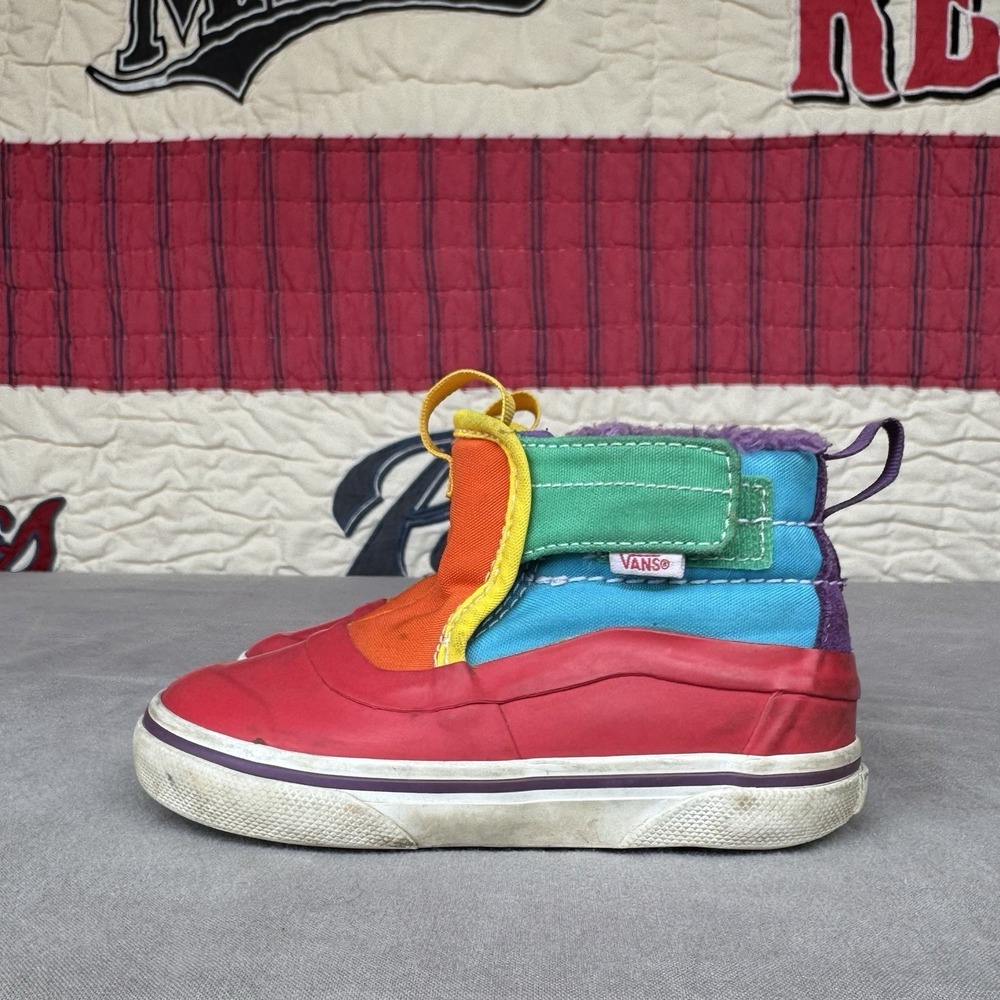 Size 6c - Vans‎ All Weather MTE Faux Fur Boots